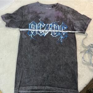 AC/DC Graphic T World Tour 1977 Size M Mineral Wash